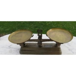 Grande balance de cuisine...