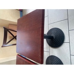 Table Pro marron + 2 chaises 